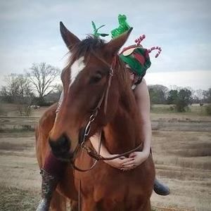 Meet your Posher, Amanda r